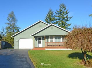 18669 NE Vaughn Milton Loop, Poulsbo, WA 98370
