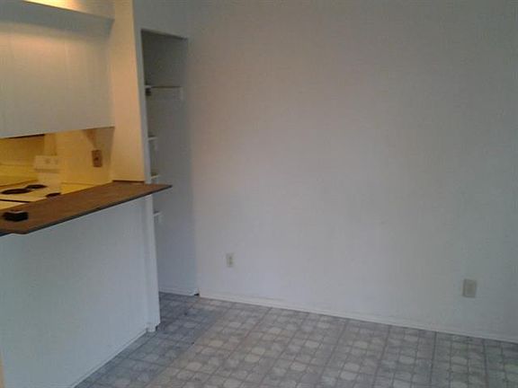 4th image of 2801 Princeton St APT 109