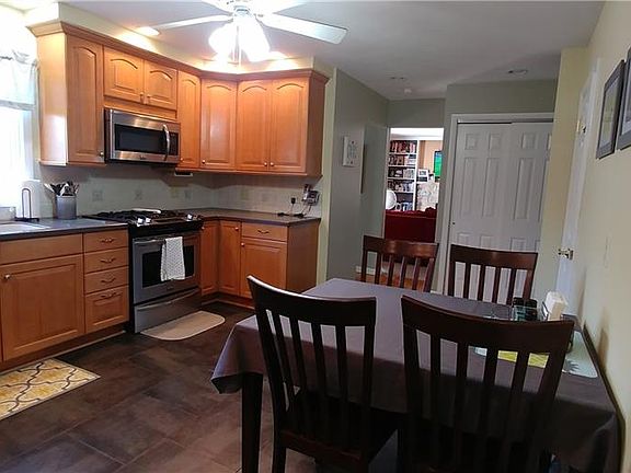 3rd image of 8250 Dexter Pkwy