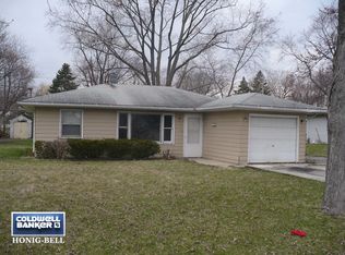 419 Ray May Dr, Joliet, IL 60433