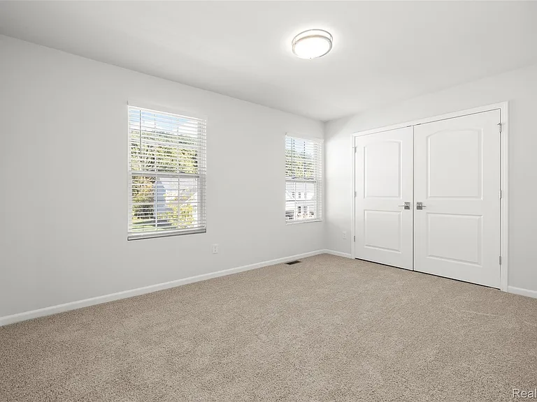 3449 Haverford Dr — Photo 28