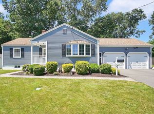 48 Vadnais St, Chicopee, MA 01020