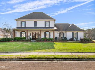 124 Bienville Dr, Madison, MS 39110