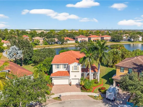 2212 Vardin PL, NAPLES, FL 34120