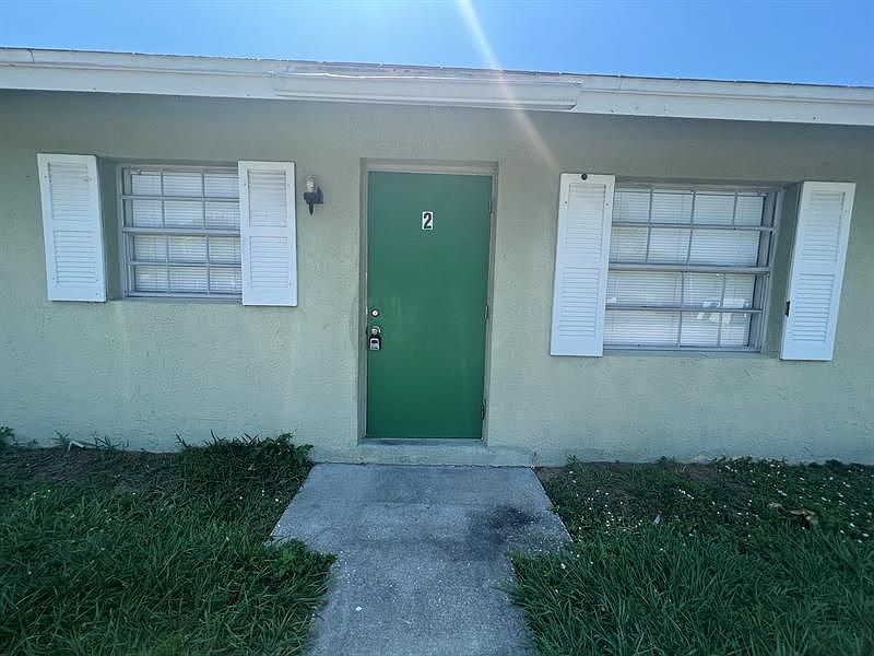 1st image of 570 13th Pl APT 2