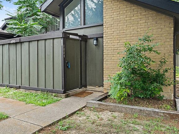 2nd image of 4641 Country Creek Dr APT 1084