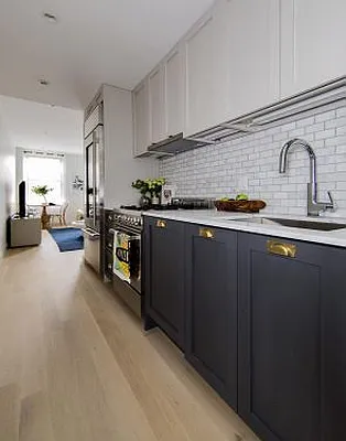 Rented by Bold Marketing | media 8