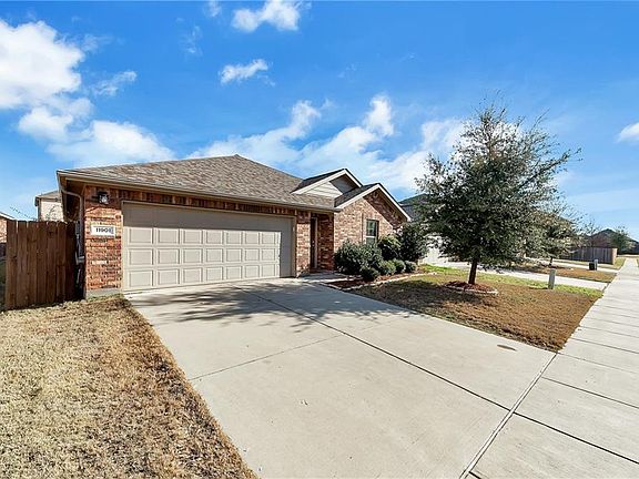 3rd image of 11901 Cape Cod Springs Dr