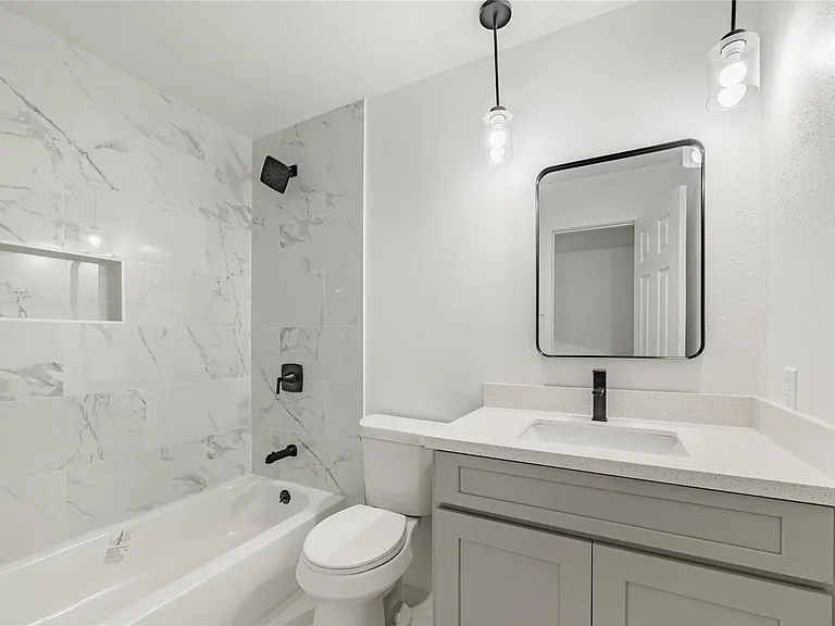 2210 Stillmeadow Dr — Photo 11