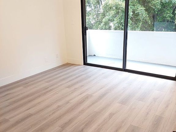 4th image of 1609 Veteran Ave APT 5