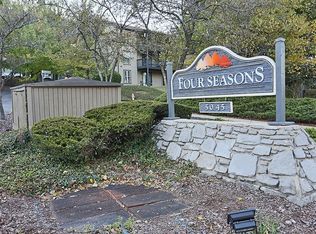 201 Summit Ridge Dr, Nashville, TN 37215