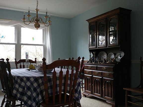 3rd image of 451 Emerald Woods Dr