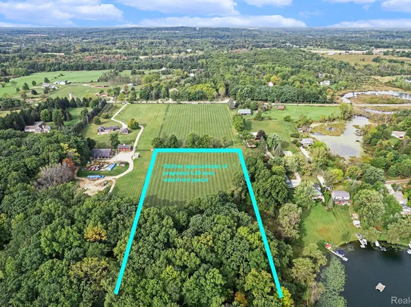 LOT 1 Pellett Dr, Fenton, MI 48430