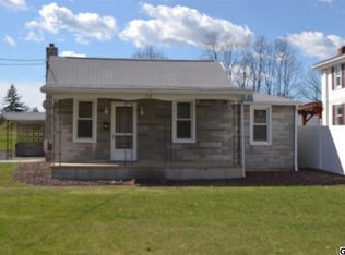 318 Roxbury Rd, Shippensburg, PA 17257