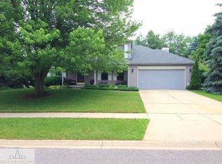 106 Rivergate Ln, Dewitt, MI 48820