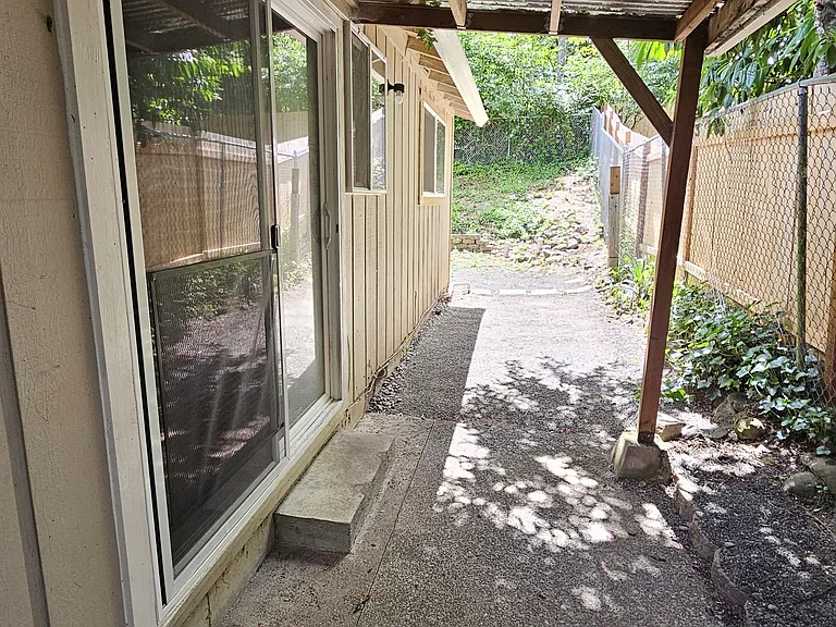 18616 Midhill Cir — Photo 15
