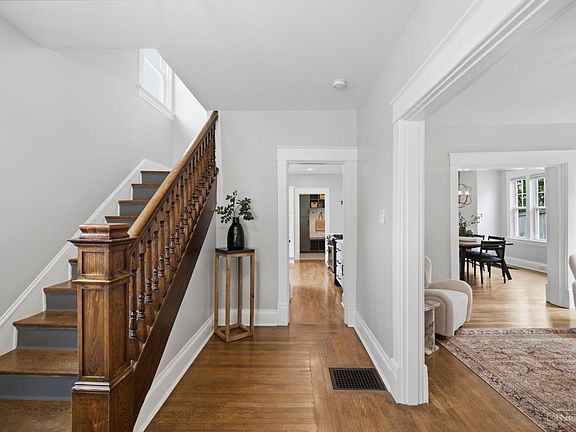 3rd image of 1280 Morten St
