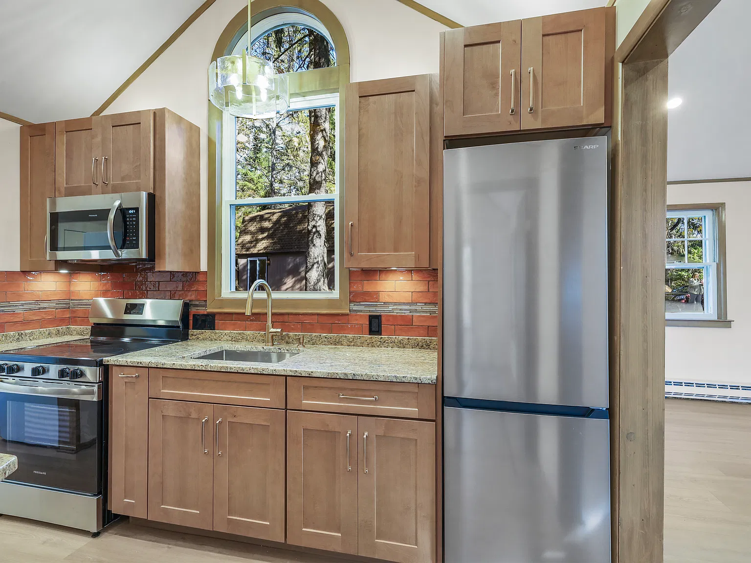 2 bed, 1000 sqft, $3,200 — Photo 3
