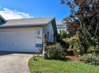 107 Ocean Garden Ln, Cape Canaveral, FL 32920