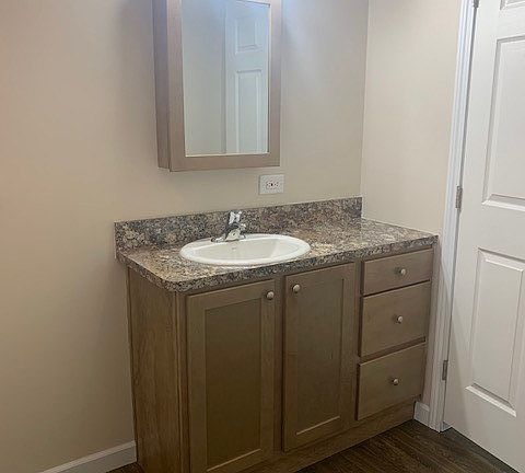 2nd image of 260 Pin Oak Dr #48