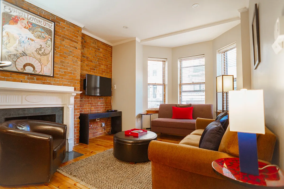 Building Photo - 15 Garrison St #6