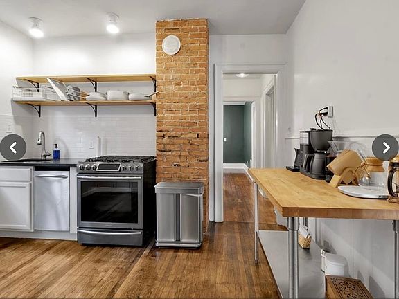 4th image of 115 College St #2