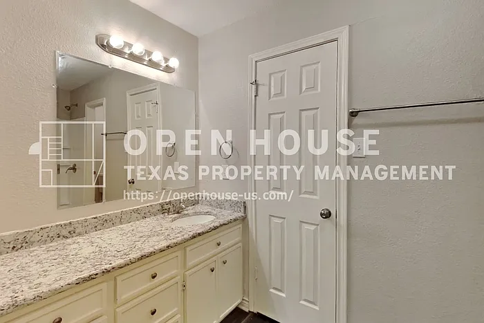 3416 Lilac Ln — Photo 10