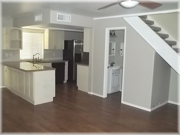 2nd image of 1814 E Frier Dr Unit 1