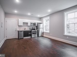 2010 Walnut St APT 303, Philadelphia, PA 19103