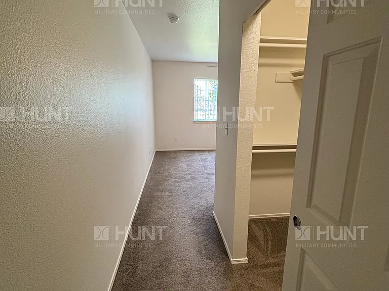 624 Pusan Dr — Photo 13