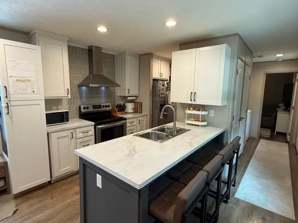 79 Rita Way, Milton, VT 05468