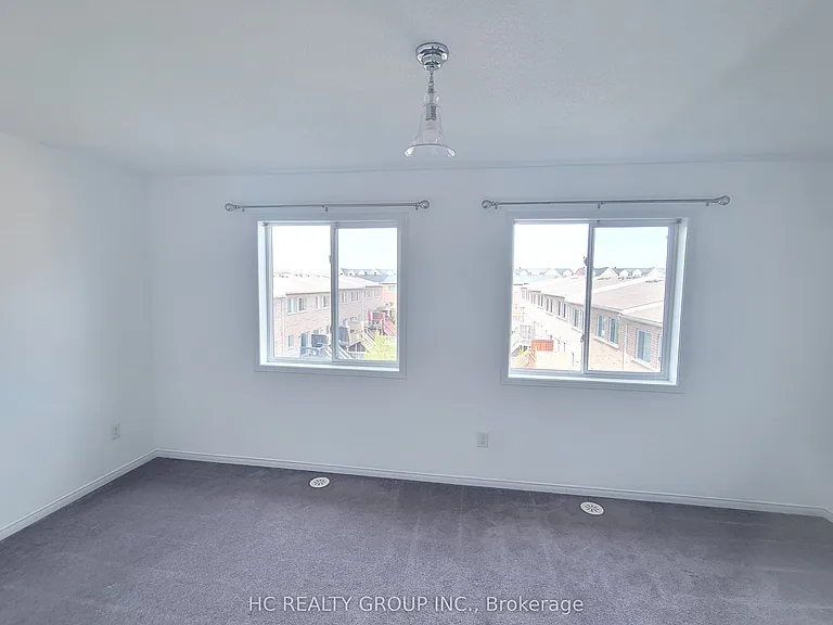 227 Dairy Dr — Photo 15