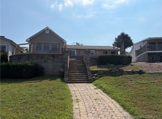 2177 Spring Cove Rd, Sunrise Beach, MO 65079