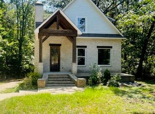 1856 Sardis Lake Dr, Batesville, MS 38606