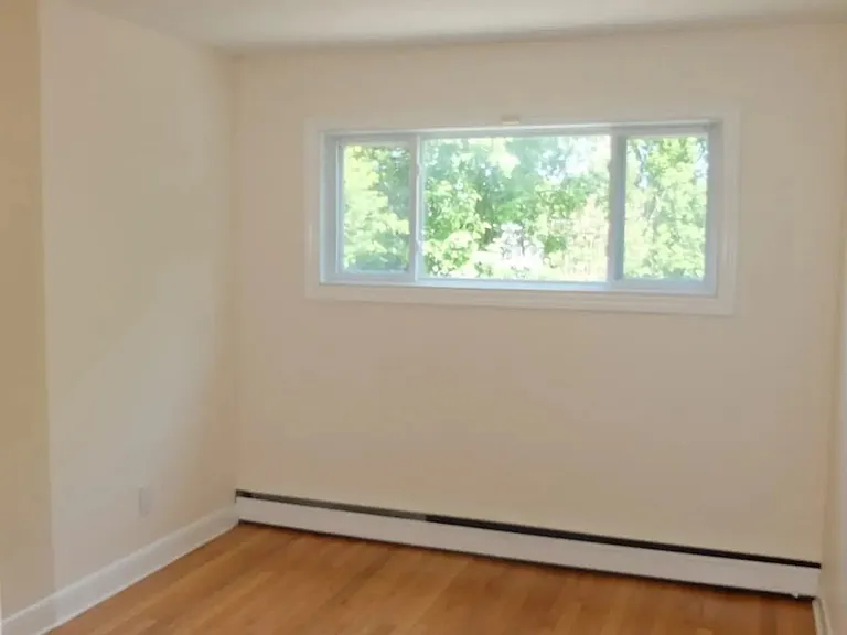 45 Riverdale Ave #B — Photo 6