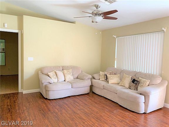 4th image of 4116 Park Point Ct