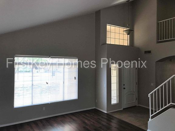 2nd image of 1420 E Stanford Ave