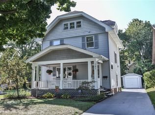 121 Holcroft Rd, Rochester, NY 14612