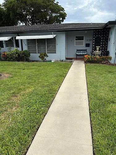 445 High Point Blvd #C Photo 1