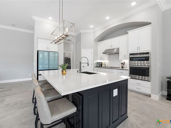 4th image of 116 Vista De Luna Ln