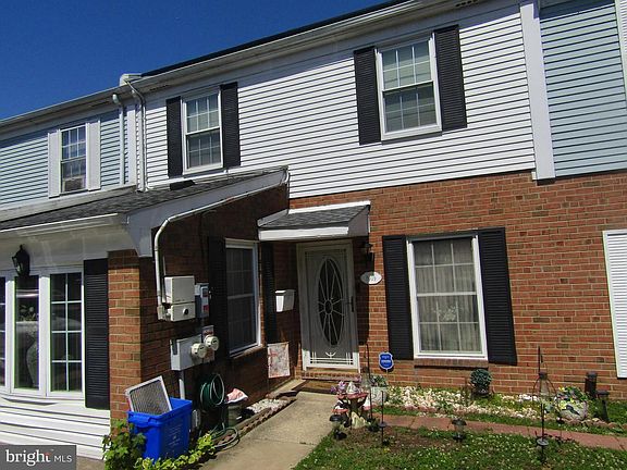 3rd image of 8409 Gibbs Pl