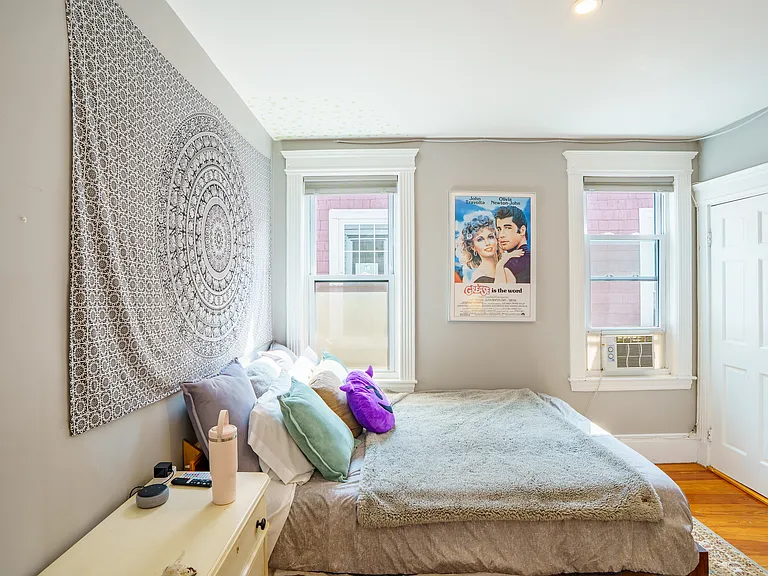 759 E 7th St #3 — Photo 16
