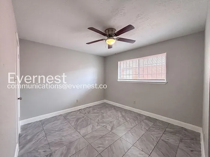 1334 Willersley Ln — Photo 14