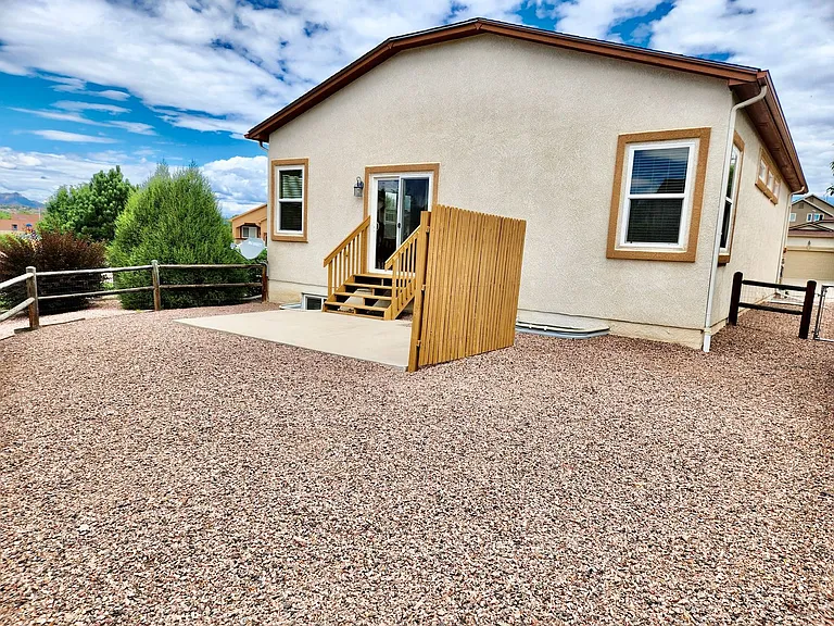 7027 Davey Crocket Ct — Photo 23