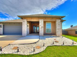 294 Emmy Jean Dr, Blanchard, OK 73010