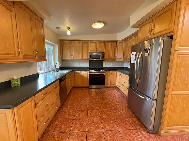 232 Inca Pl — Photo 2