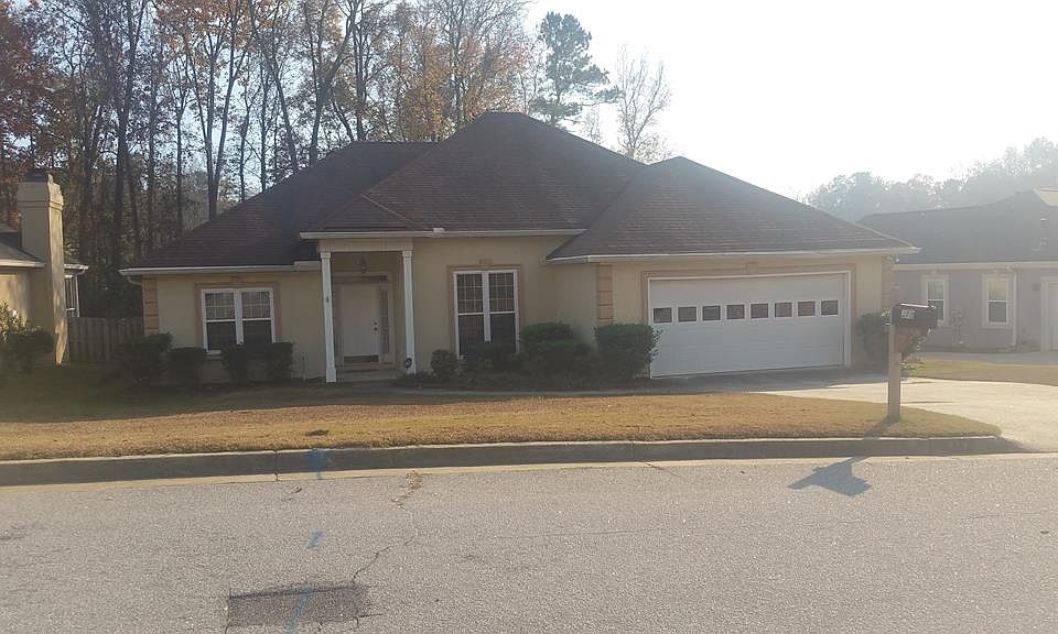 1st image of 373 Crown Mill Dr