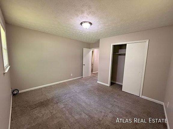 5th image of 225 Lexington Hts #A