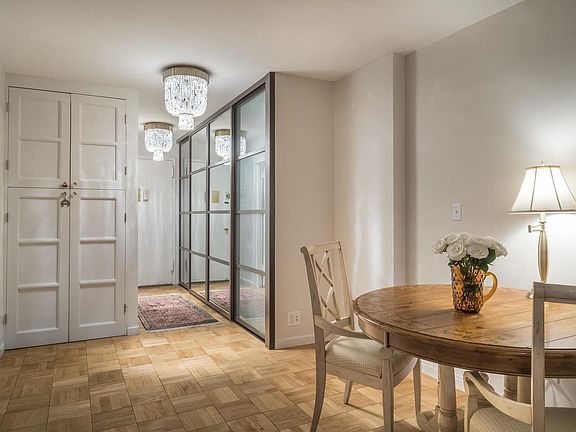 3rd image of 55 E 87th St APT 5C