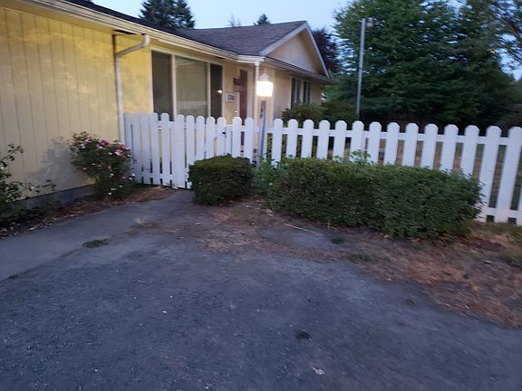 2nd image of 1748 Yelm Hwy SE